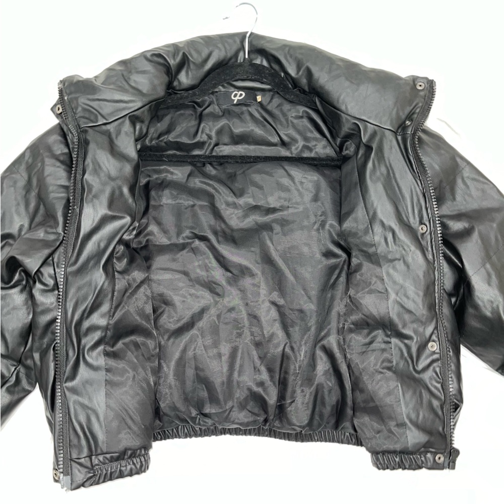 Quilted Stand Collar Puffer Jacket - Picture 7 of 10